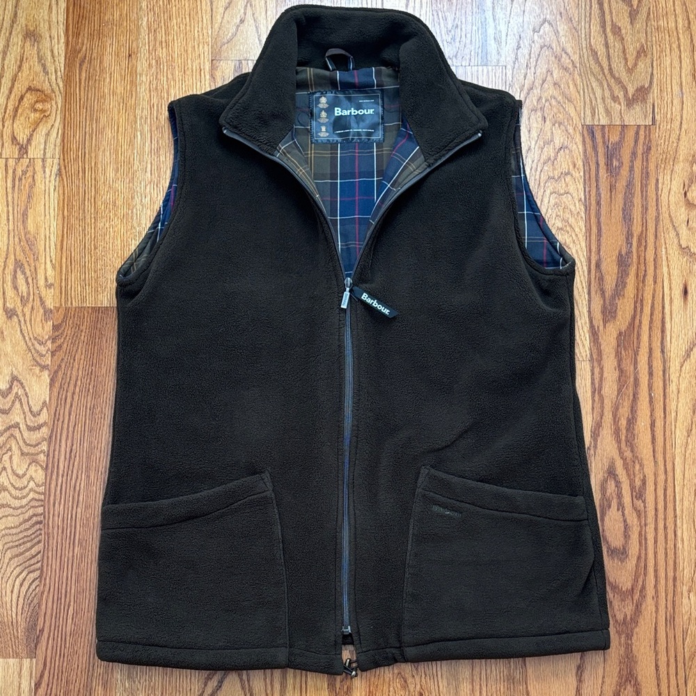 Barbour Country Full-Zip Fleece Vest in Olive Green Plaid Lining Men’s size XL